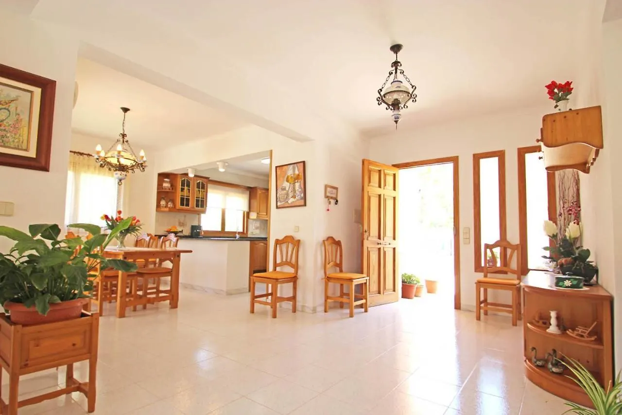Villa Capllonch Banyalbufar Tatil Evi